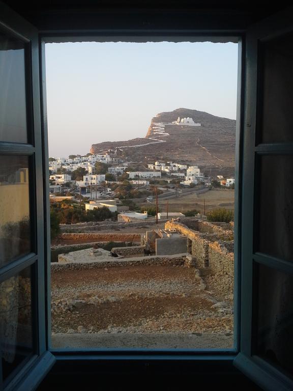 Ampelos Folegandros Town Екстер'єр фото