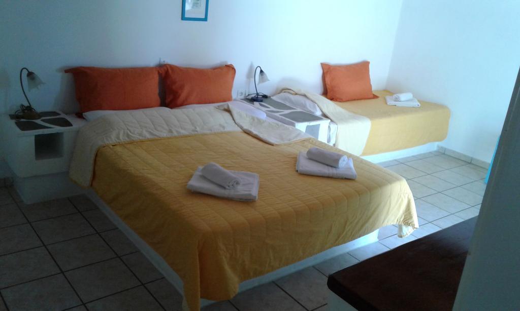 Ampelos Folegandros Town Екстер'єр фото